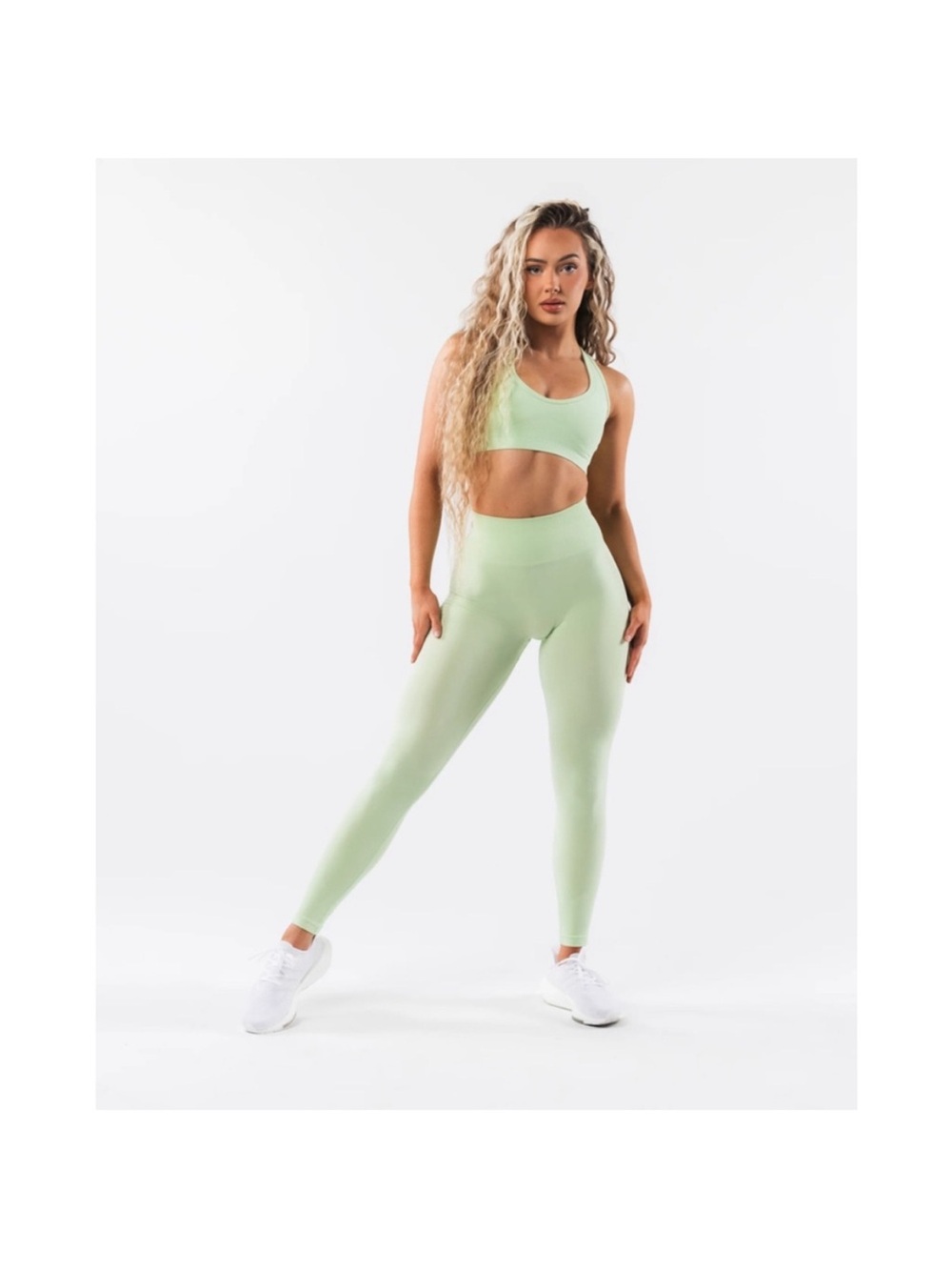 Alphalete Seamless High-Rise Leggings in Mint Green